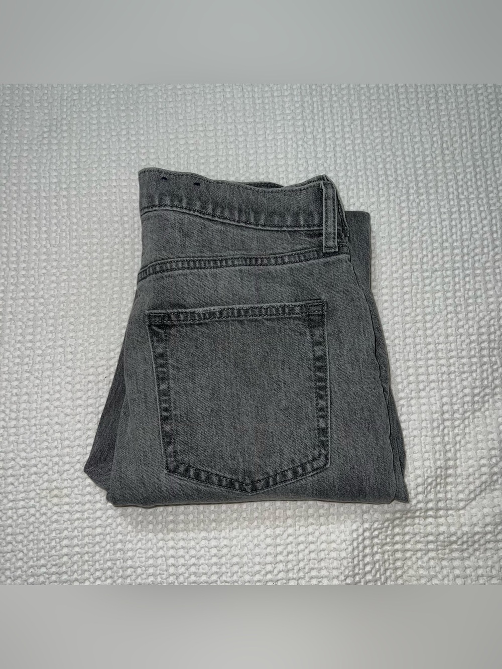 GAP Women's Gray Straight-Leg Jeans